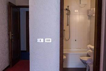 Hotel Il Catturanino Мадонна-ди-Кампильо Экстерьер фото