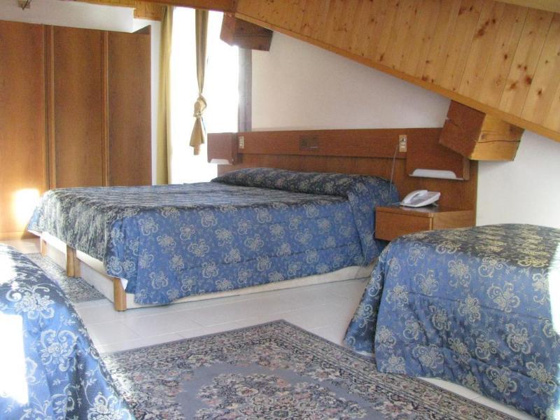 Hotel Il Catturanino Мадонна-ди-Кампильо Экстерьер фото